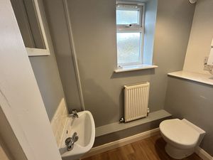 Photo 6- click for photo gallery